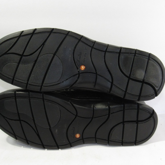 Clarks Unstructured Un.Preston 10.5M Oxfords R2A18 main image 8